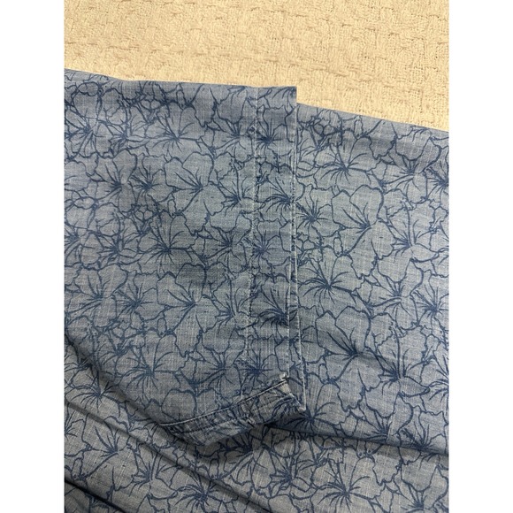 Peter Millar Crown Crafted Shirt Mens L Short Sleeve Blue Floral Button Up EUC - Picture 11 of 12